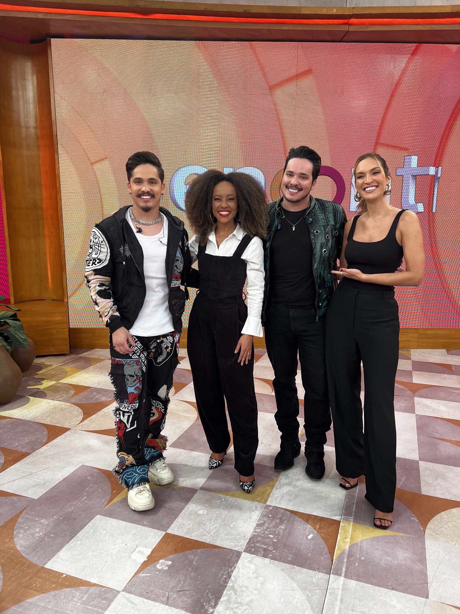 Kaique e Felipe são homenageados no programa "Encontro com Patrícia Poeta" 17 Kaique e Felipe - Foto: Divulgação - Leticia / Caldi