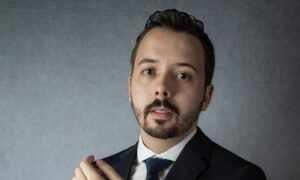 Caso Luva de Pedreiro: advogado Lukas Fernandes explica como funcionam contratos de influencers