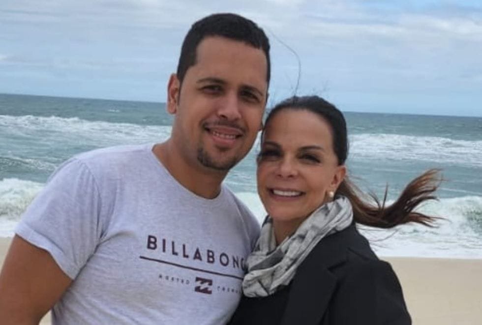 Cantor Kaddu Smith, do hit lembranças, marca início de 2023 com sucesso ao lado de Sula Miranda