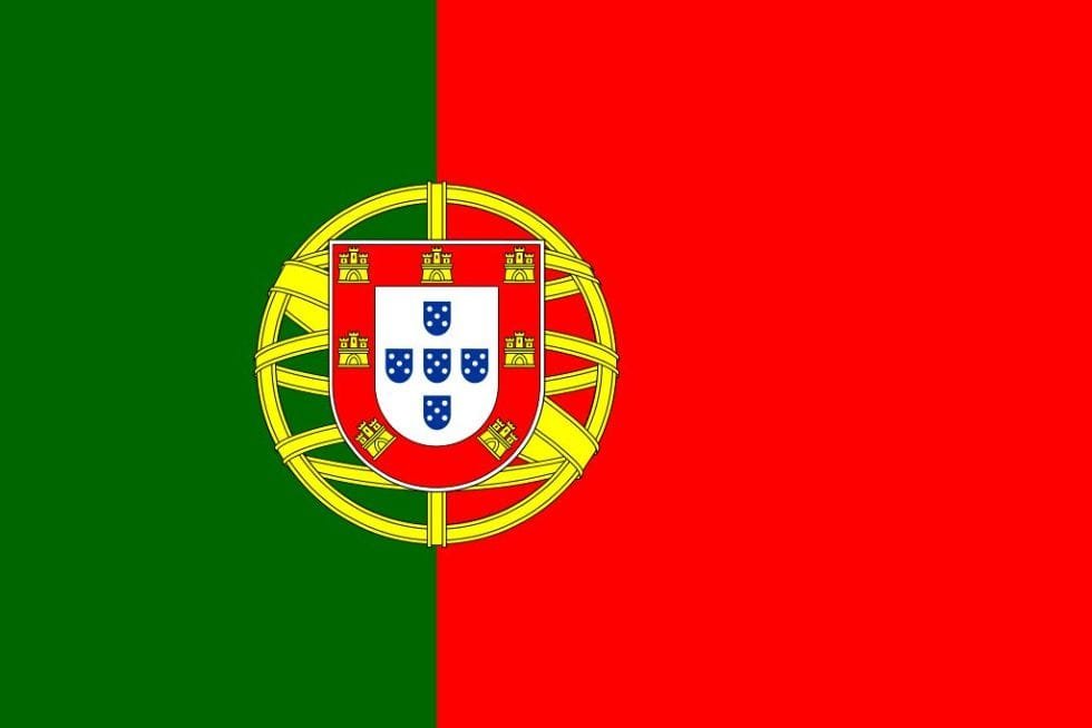 Você sabia? Nota do Enem pode ser usada para estudar em Portugal 17 Bandeira de Portugal