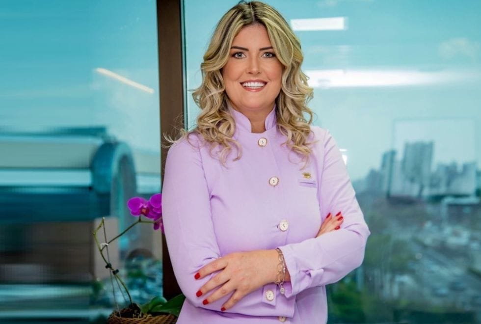 Lipode Papada: Dra. Lyza Vargas explica transformação facial