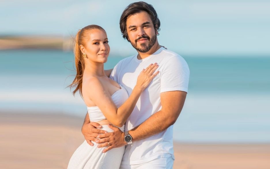 Caasei anuncia festa com 150 convidados vindos da Suiça para casamento em Jericoacoara