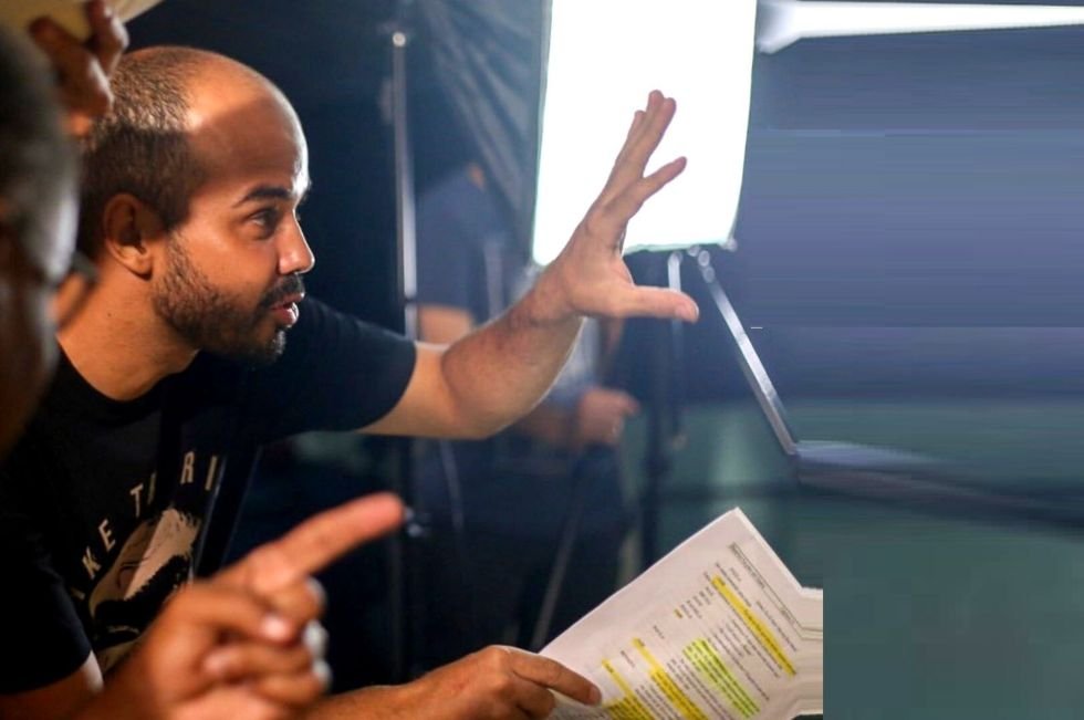 Felipe Alves, cineasta da Rede Globo, fala sobre sua nova websérie gravada na Rocinha
