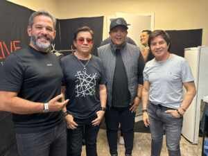 Bruno Avelar ,especialista em network, encontra Chitãozinho e Xororó