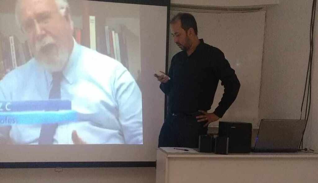 Professor Luciano Moraes fala sobre a onda de golpes em EJA EAD