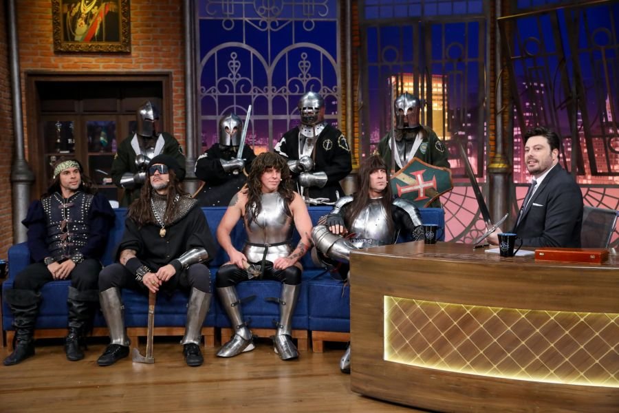 Integrantes do ‘Massacration’ falam sobre nova música no The Noite de hoje