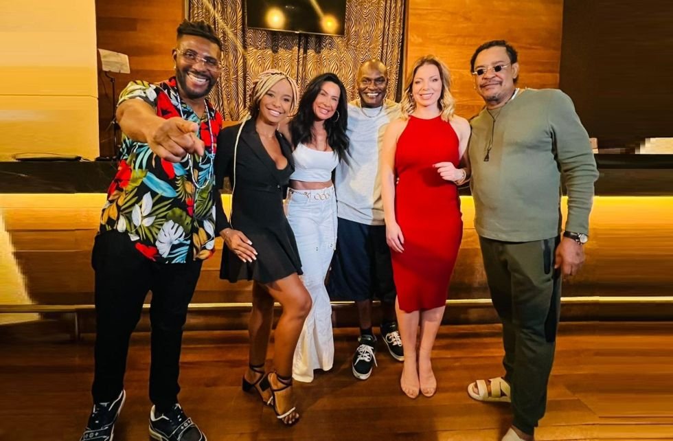 Anastácia Nascimento, guia turística na Disney, vem ao Brasil para Show de 30 anos do “É o Tchan!” Anastácia Nascimento, guia turística na Disney, vem ao Brasil para Show de 30 anos do “É o Tchan!”