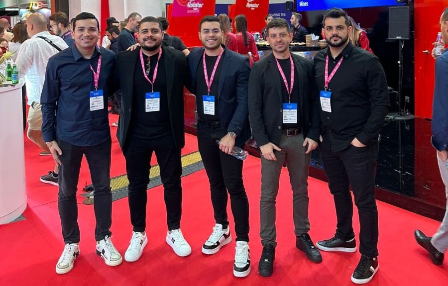 Dirigentes do Aposta Ganha participam do evento SBC Summit Barcelona Dirigentes do Aposta Ganha participam do evento SBC Summit Barcelona