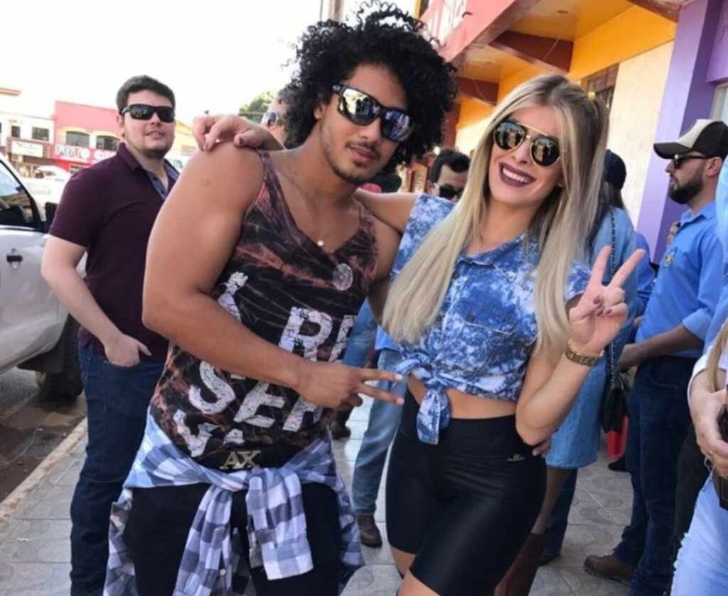 “A Fazenda”: Melhor amigo de Jaquelline elogia a peoa como mãe e amiga "A Fazenda": Melhor amigo de Jaquelline elogia a peoa como mãe e amiga
