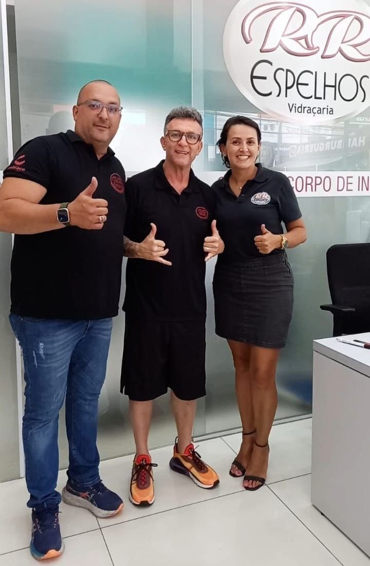 Craque Neto na RR Espelhos e Envidraçamento de Sacada - Crédito da Foto: Patricia Arruda - Divulgação