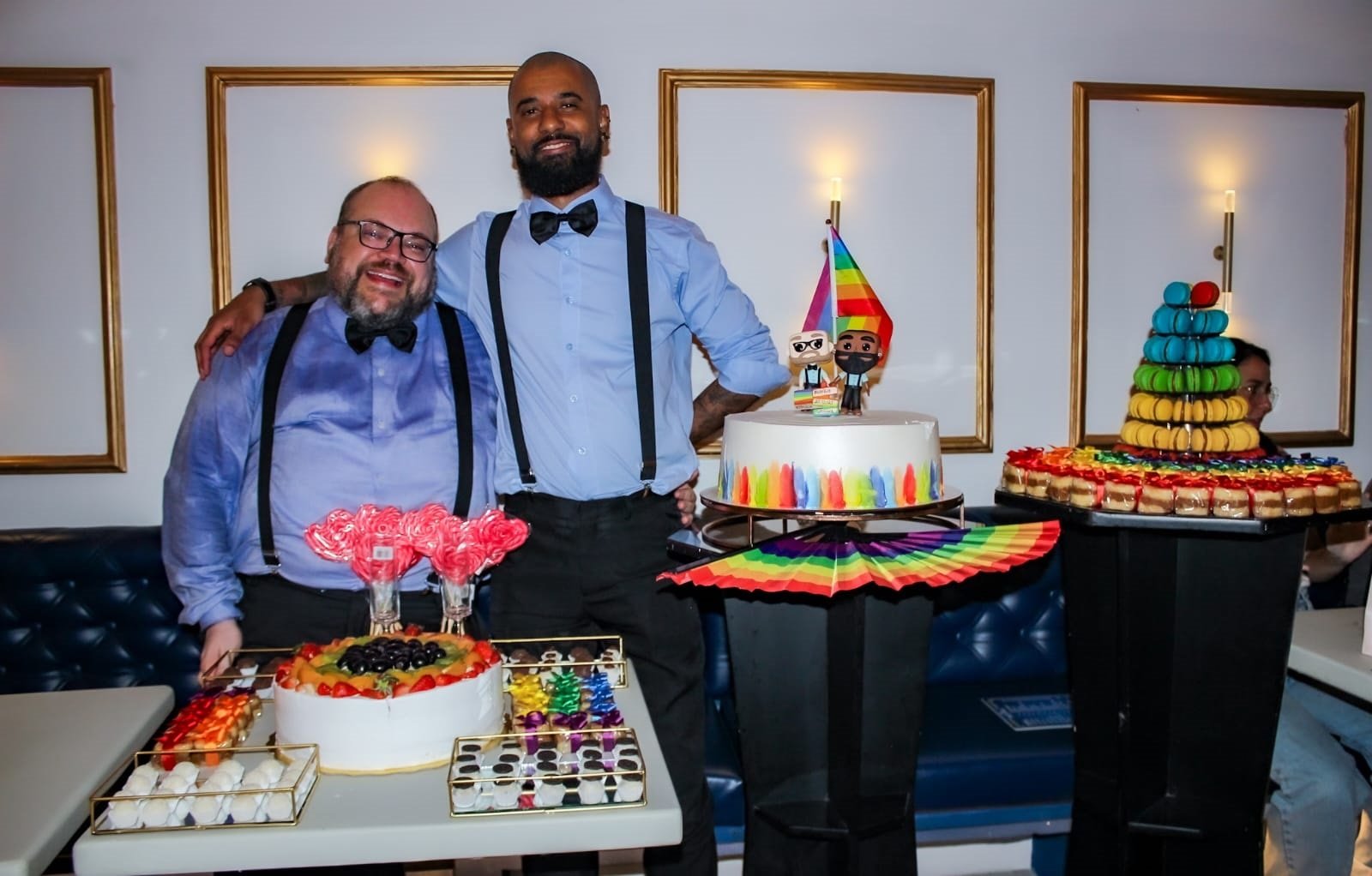 Jornalista Rodrigo T. Ribeiro celebra união com piercer Carlos Wagner no RJ 18 IMG 20231127 WA0060