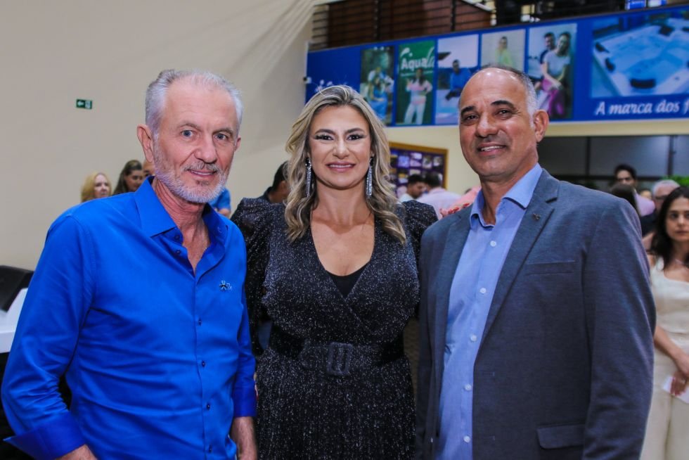 Ex-BBB Mariana Felício e o prefeito de Limeira Mario Botion prestigiam inauguração da nova unidade da Aqualax 21 Inauguração Aqualax Limeira - Crédito da Foto: Thiago Duran - Divulgação
