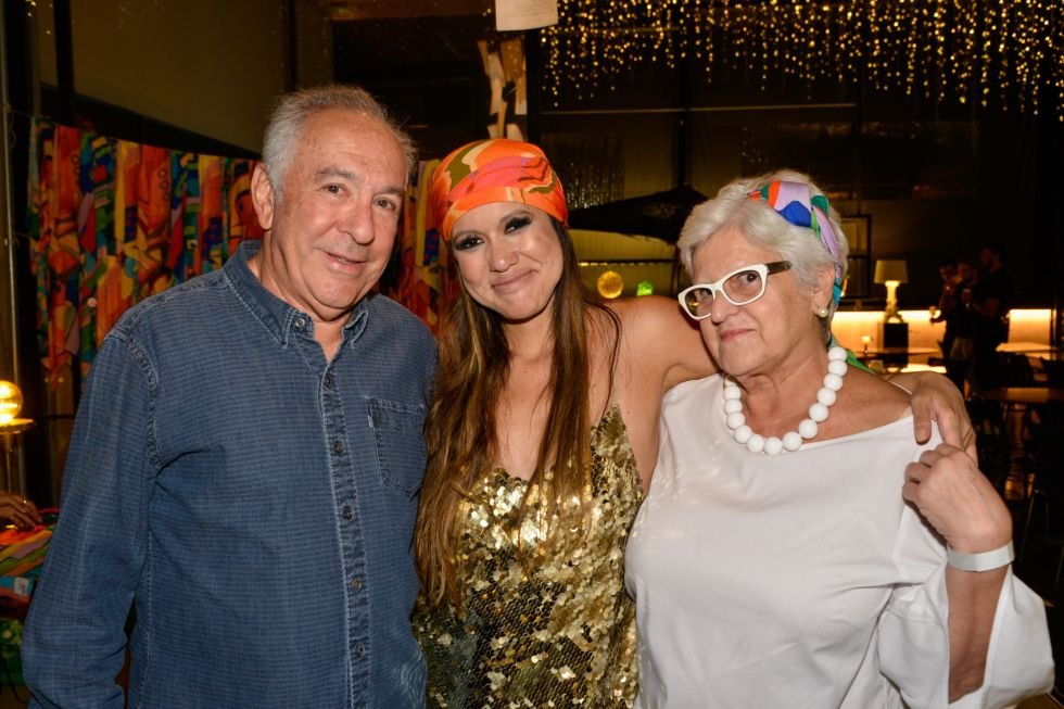 Isadora Maia e Catarina Seligman se uniram em Collab de lenços em São Paulo 22 Milton Seligman, Catarina Seligman e Graça Seligman - Crédito das Fotos: João Sal / Divulgação