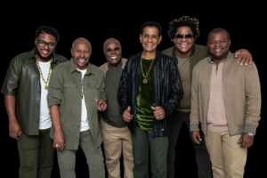 Grupo Fundo de Quintal e Arruda se apresentam em show imperdível no Casarão do Firmino