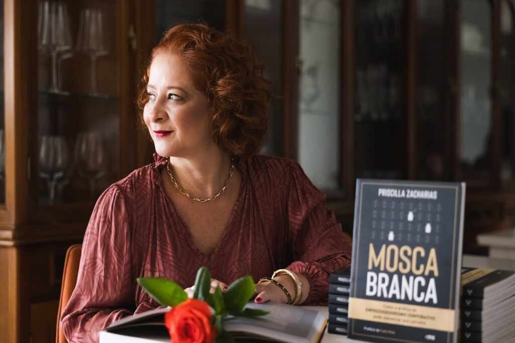 Priscilla Zacharias compartilha estratégias em “Mosca Branca” Priscilla Zacharias compartilha estratégias em "Mosca Branca"