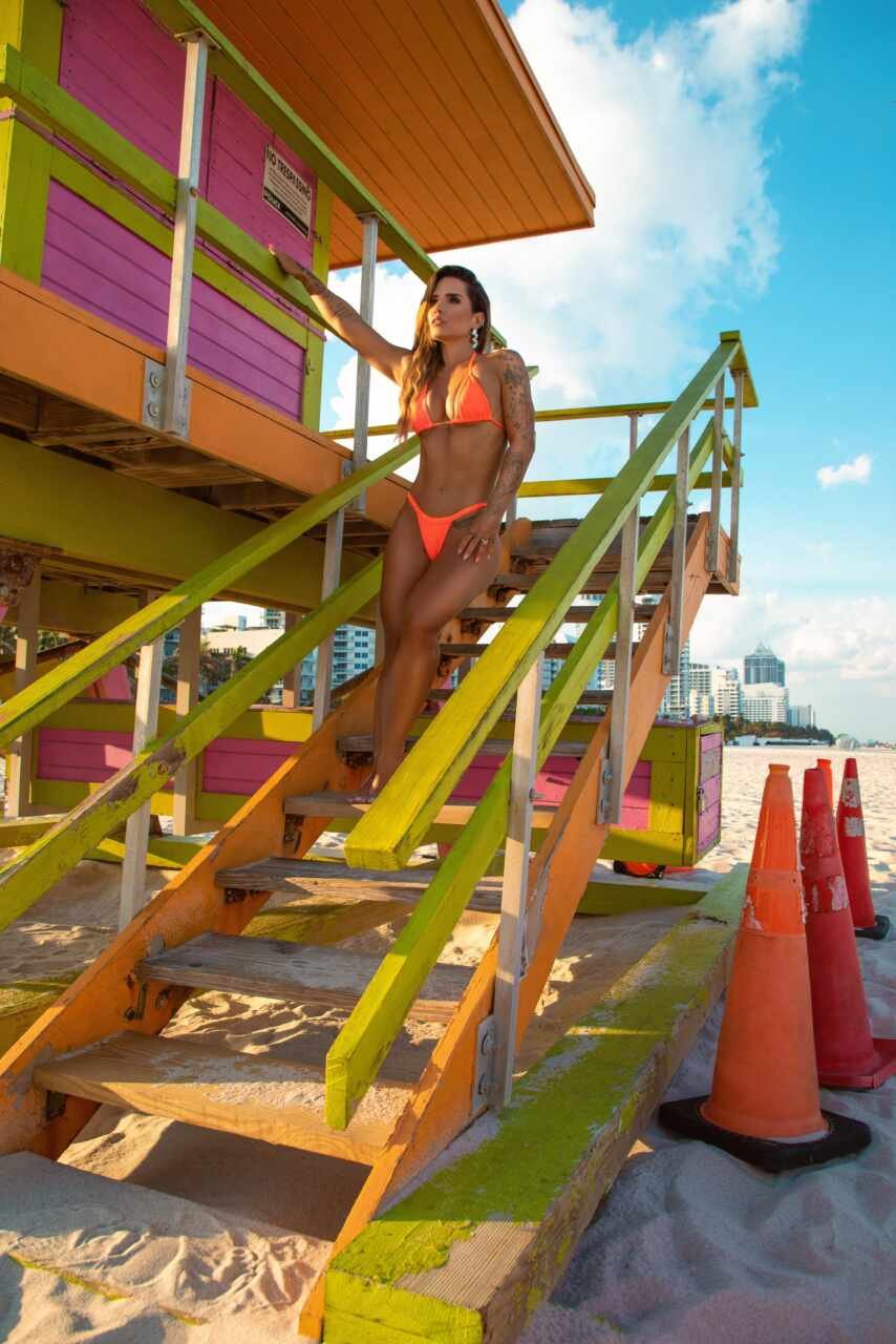 Taty Zatto: Celebrando 46 anos em Miami Beach com ensaio exclusivo 20 IMG 20240322 WA0031 scaled
