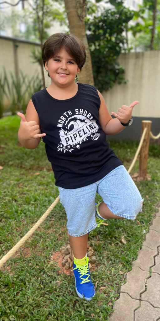 Theo Radicchi: O brilho promissor de um jovem ator mineiro; conheça!