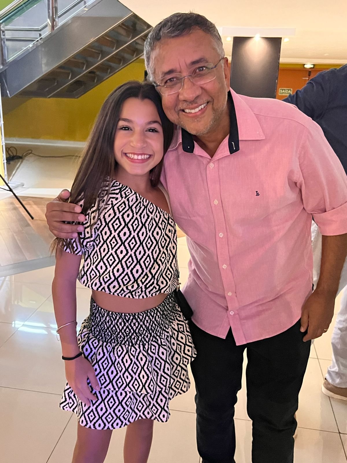 Sophia Guedes celebra o triunfante retorno de 'Os Farofeiros 2' no Rio de Janeiro 20 Sophia Guedes Farofeiros
