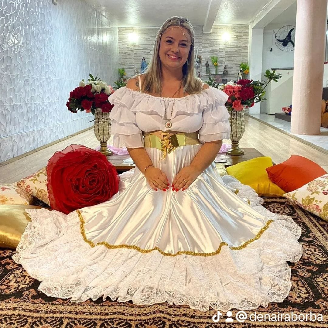 Mãe Denaira de Oxum: Iluminando Caminhos com Sabedoria Espiritual 18 WhatsApp Image 2024 03 08 at 17.29.46 1