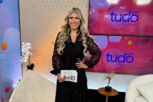 Apresentadora Fernanda Comora do grupo Record ganha o coração de toda Campinas e região