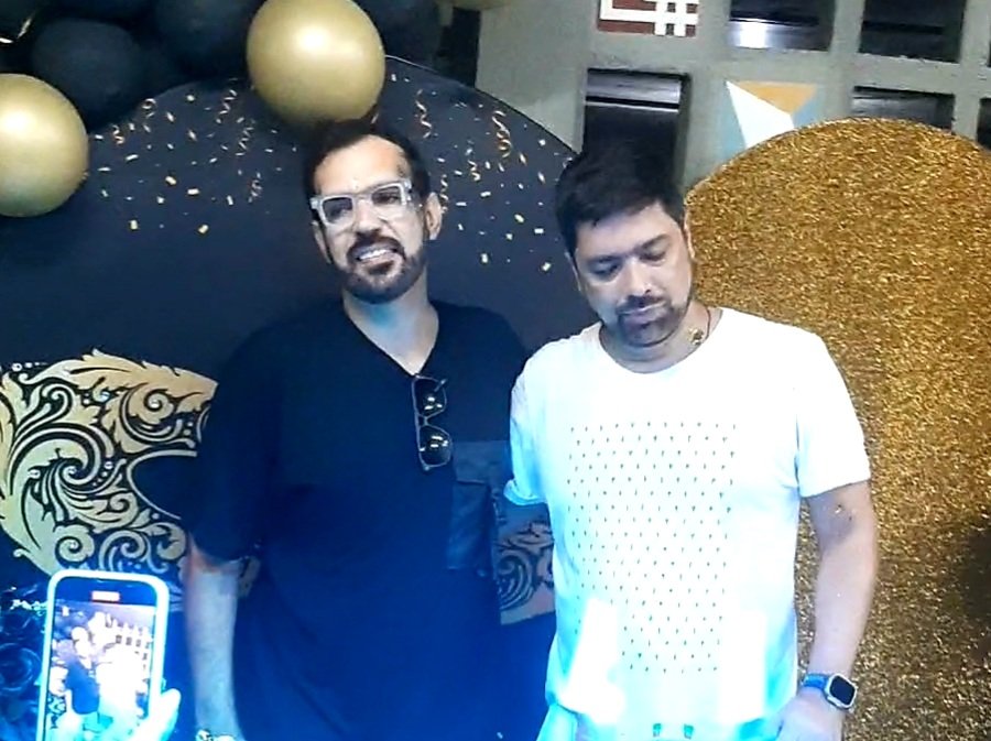 Alexandre Pichetto comemora 50 anos em grande estilo na Barra da Tijuca Alexandre Pichetto comemora 50 anos em grande estilo na Barra da Tijuca