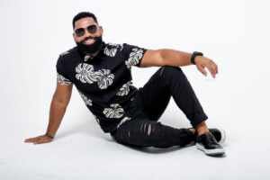 MC Romário lança Videoclipe da nova música de trabalho