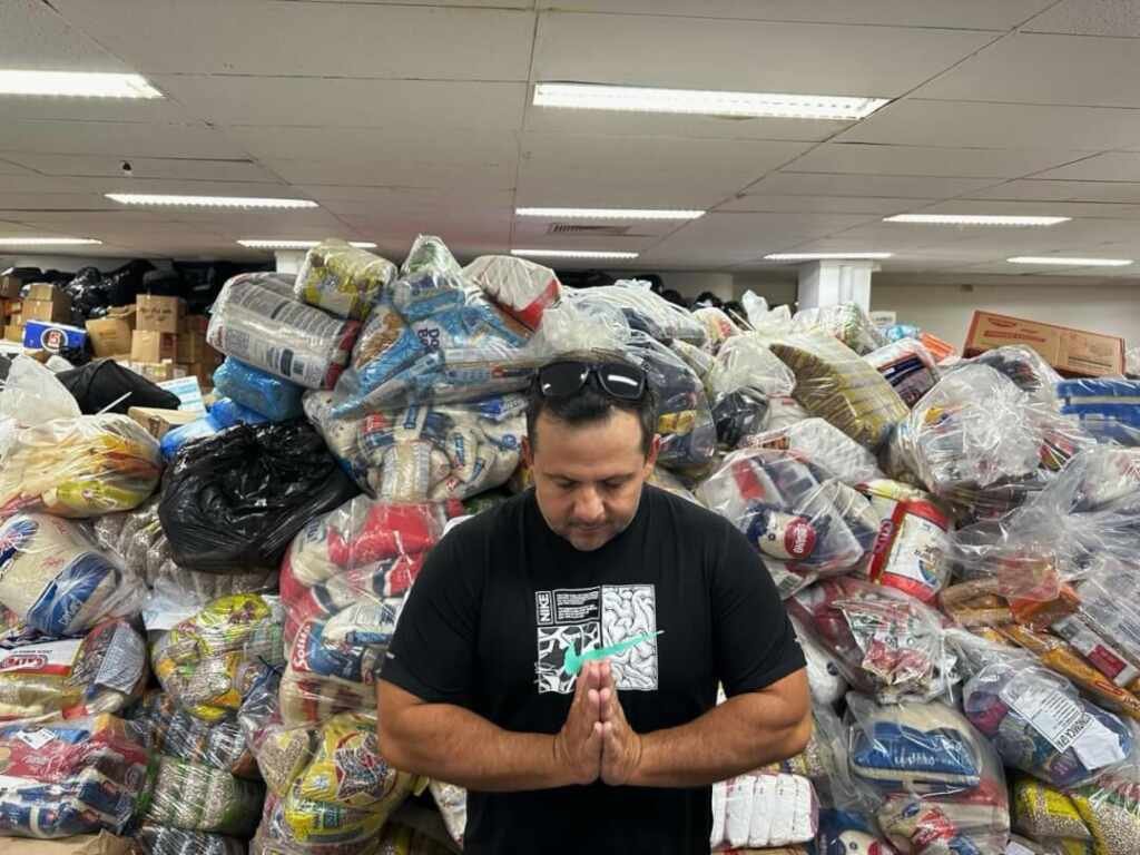 Marco Marconi do Boleiros Tips arrecada 5 toneladas de alimentos para o Rio Grande do Sul Marco Marconi do Boleiros Tips arrecada 5 toneladas de alimentos para o Rio Grande do Sul