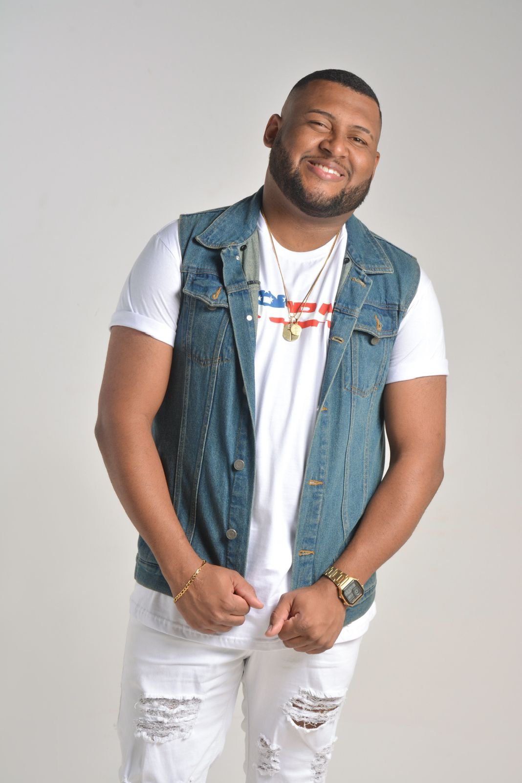 Marlinho: O fenômeno musical que promete conquistar o país 18 Cantor Marlinho / Reprodução Instagram