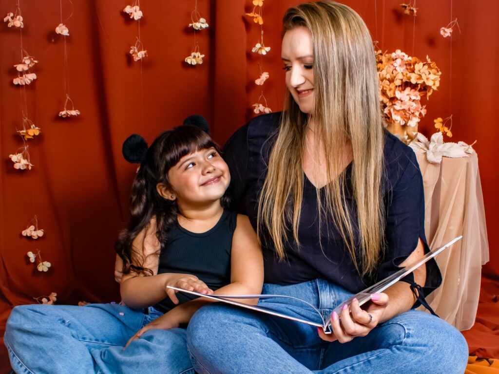 Influenciando com amor: O papel fundamental de Patrícia na carreira de Valentina Influenciando com amor: O papel fundamental de Patrícia na carreira de Valentina