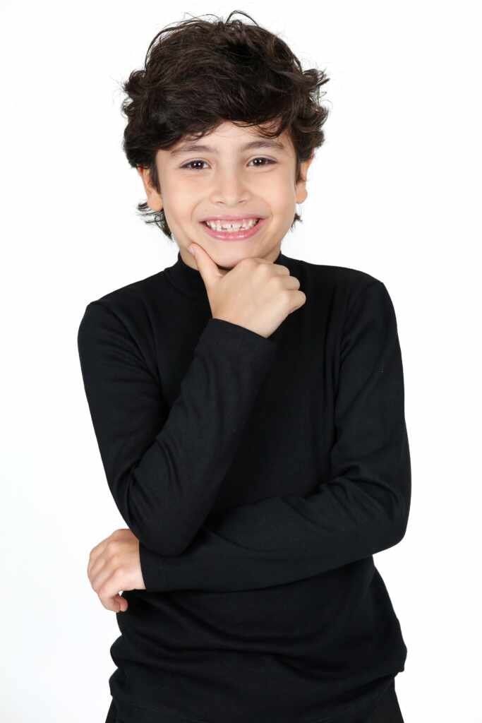 Ator Arthur Duarte é confirmado para 11ª temporada da série Reis