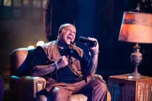Vitinho prepara álbum de pagode romântico