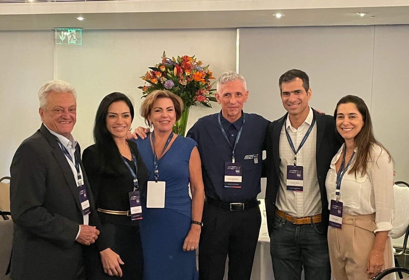 MZF4 comemora 40 anos com coquetel em São Paulo 19 Coquetel de 40 anos da MZF4 - Credito da Foto: ConsultMKT / Divulgação