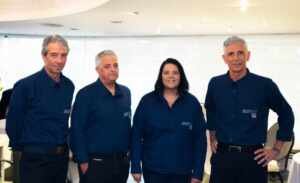 MZF4 comemora 40 anos com coquetel em São Paulo
