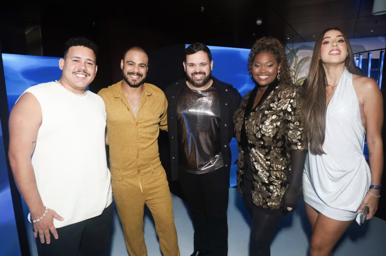 Yasmin Brunet faz festa de aniversário com presença de famosos em SP