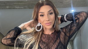 Sensualidade em alta! Maya Massafera arrasa em look transparente