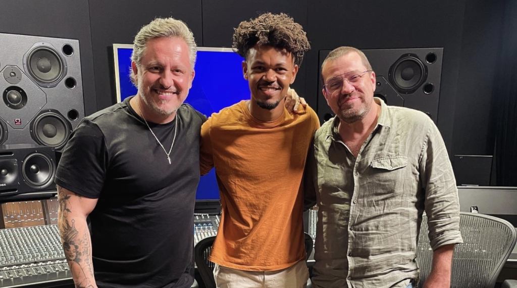 Que beleza! que beleza! Ao Seu Dispor harmoniza beats afetos e swing em novo single de Gabriel Luz Que beleza! que beleza! Ao Seu Dispor harmoniza beats afetos e swing em novo single de Gabriel Luz