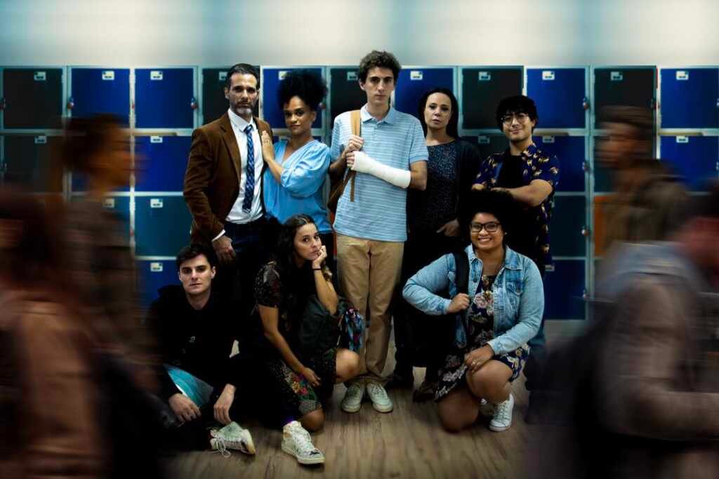 Premiado musical “Querido Evan Hansen” chega ao Brasil com temporadas no RJ e SP Premiado musical "Querido Evan Hansen" chega ao Brasil com temporadas no RJ e SP