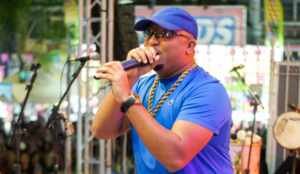 Mc Roba Cena lança o hit do momento: “Deixa o corpo Balançar”