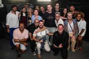 Espetáculo “Telaplana” da renomada “Cia. Os Melhores do Mundo” encanta no Teatro Casa Grande