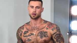 Ex-bombeiro de Eliana,  Yuri Bonotto afirma que dobrou ganhos no OnlyFans após o fim do programa