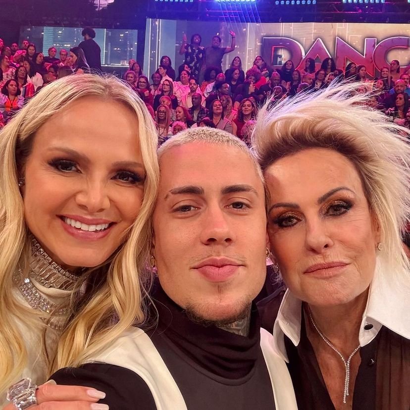 MC Daniel e MC Ryan agitam e são tietados na final da Dança dos Famosos 2024 21 MC Daniel e MC Ryan agitam e são tietados na final da Dança dos Famosos 2024
