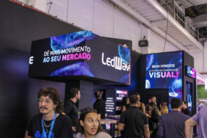 LedWave brilha na APAS Show 2024: Inovação e encantamento no setor supermercadista