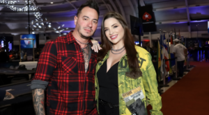 Famosos Prestigiam Torneio de Poker na Zona Sul de São Paulo