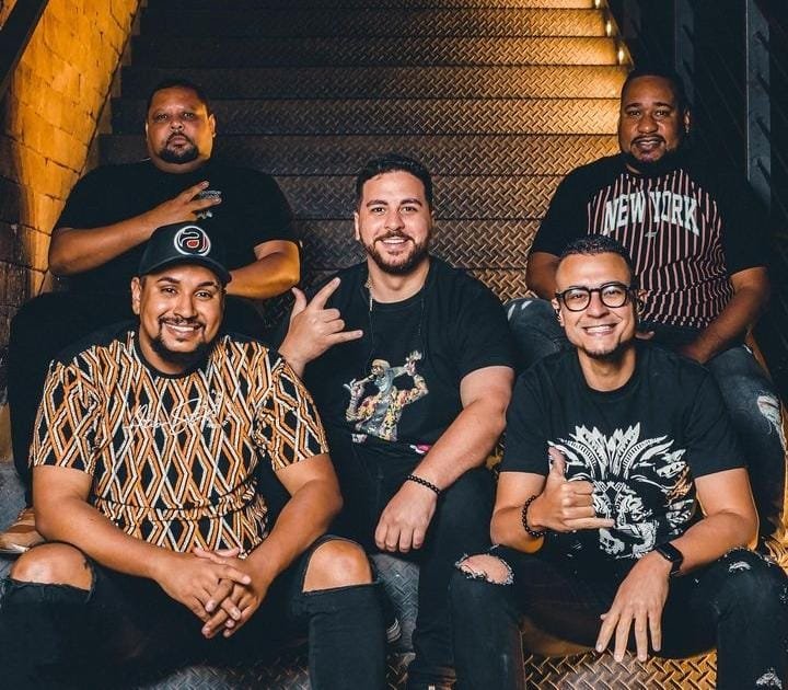 Noite de pagode com grupo Agitasamba promete agitar o bairro do Estácio 18 Agitasamba / Divulgação