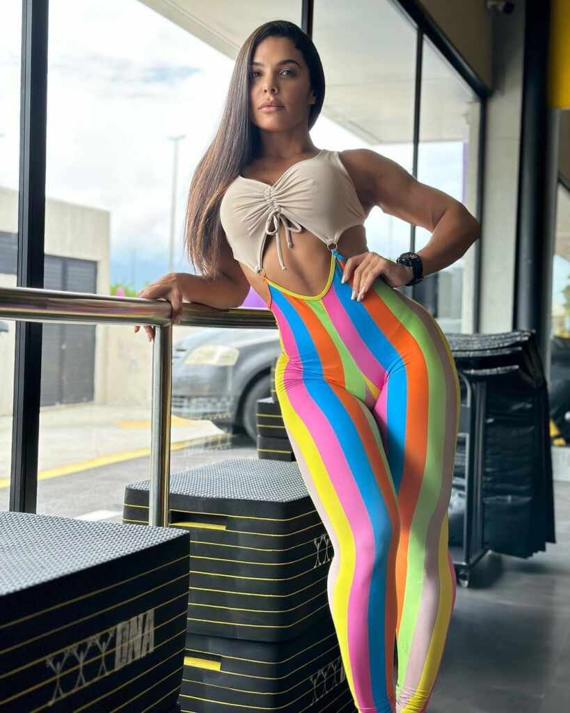 Monique Rizzeto Fotos Arquivo Pessoal 4