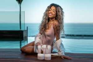 Vivi Noronha celebra sucesso da sua marca ‘My Moment’: “Orgulhosa do que criei, vem muito mais aí”