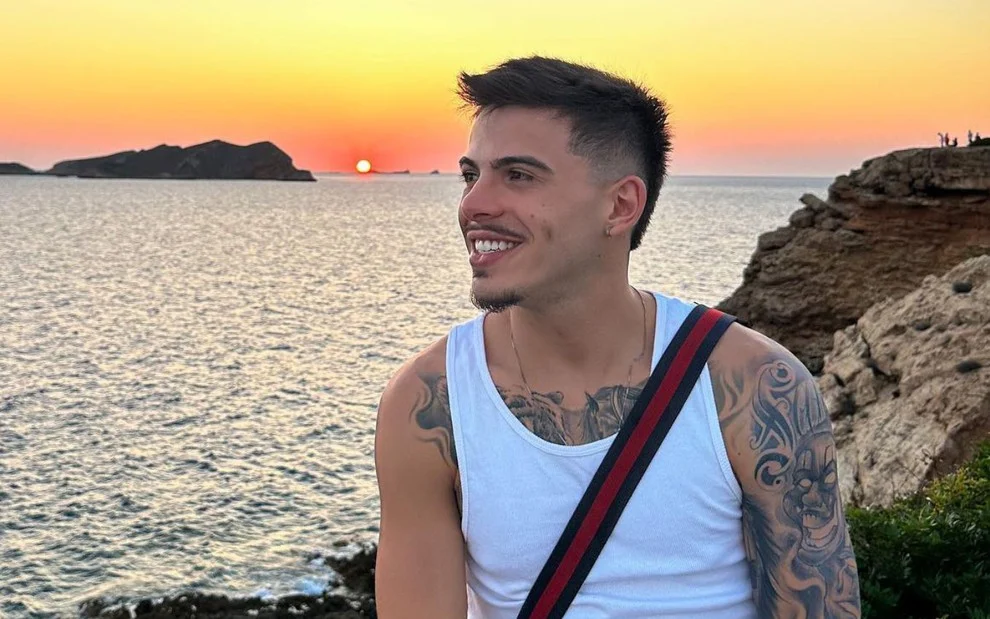 Após lucrar alto com conteúdo adulto, Thomaz Costa larga Onlyfans novamente Após lucrar alto com conteúdo adulto, Thomaz Costa larga Onlyfans novamente