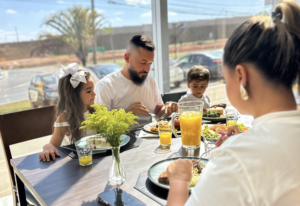 Restaurante em Paulínia oferece almoço especial para o Dia dos Pais