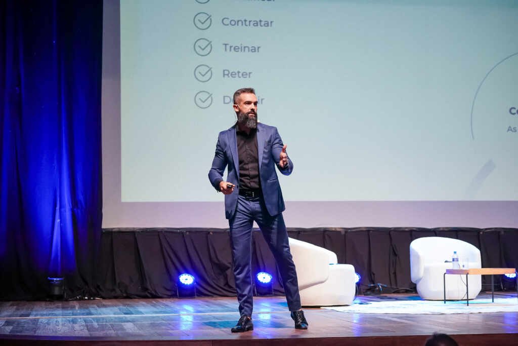 Fernando Talaia e Geraldo Rufino ensinam lições valiosas de superação e liderança durante evento ‘Fórmula Empresarial’