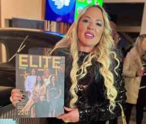 Andromeda Rosa Brilha em Lançamento da Revista Elite Luxury Edição 220 em São Paulo